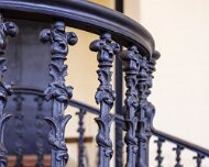 2023-05-11_191646_WTA_R5 The Old Courthouse Museum in Vicksburg, Mississippi, stands as a testament to the city's vibrant history and architectural grandeur. Housed within an imposing...