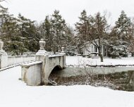 2013-03-16_12-38_16743_WTA_5DM3 The Woodlawn cemetery was established in 1895 and immediately attracted some of the most notable names in the city.The grounds encompass 140 acres (57 ha) and...