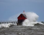 2020-11-01_007141_WTA_R5 Grand Haven Lighthouse Storm